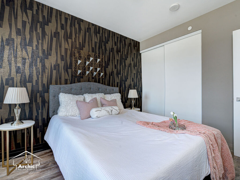 Archic Portfolio- 36 Park Lawn Dr. 6